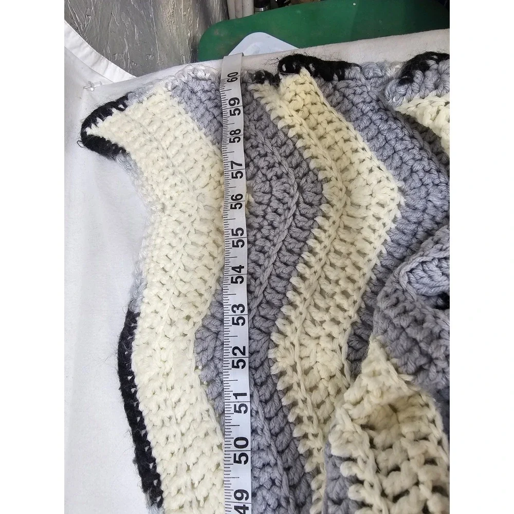 Vintage Large Crocheted Afghan Blanket Throw 60x56‎ Handwoven Grannycore